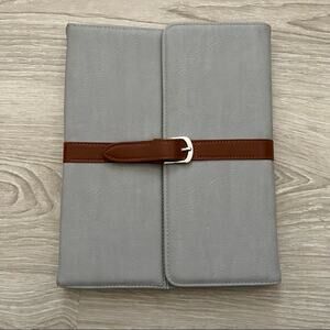 Tablet iPad messenger inspired case